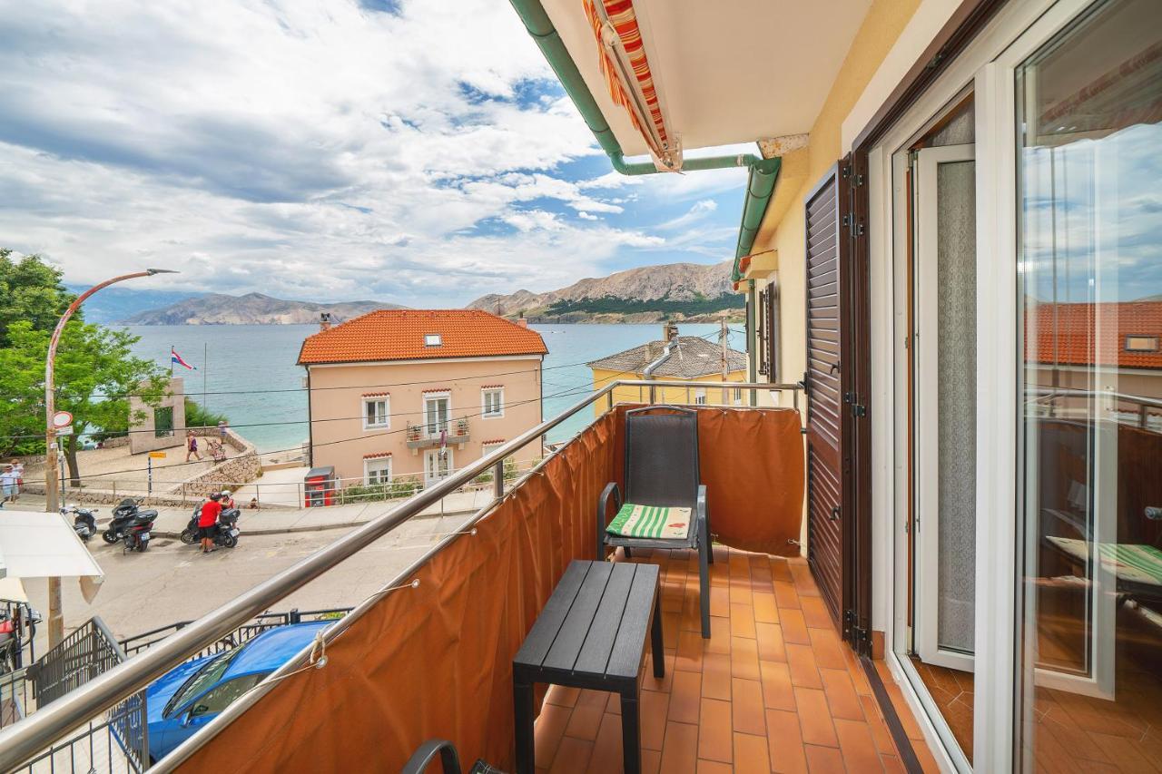 Sanja With Sea View Apartment