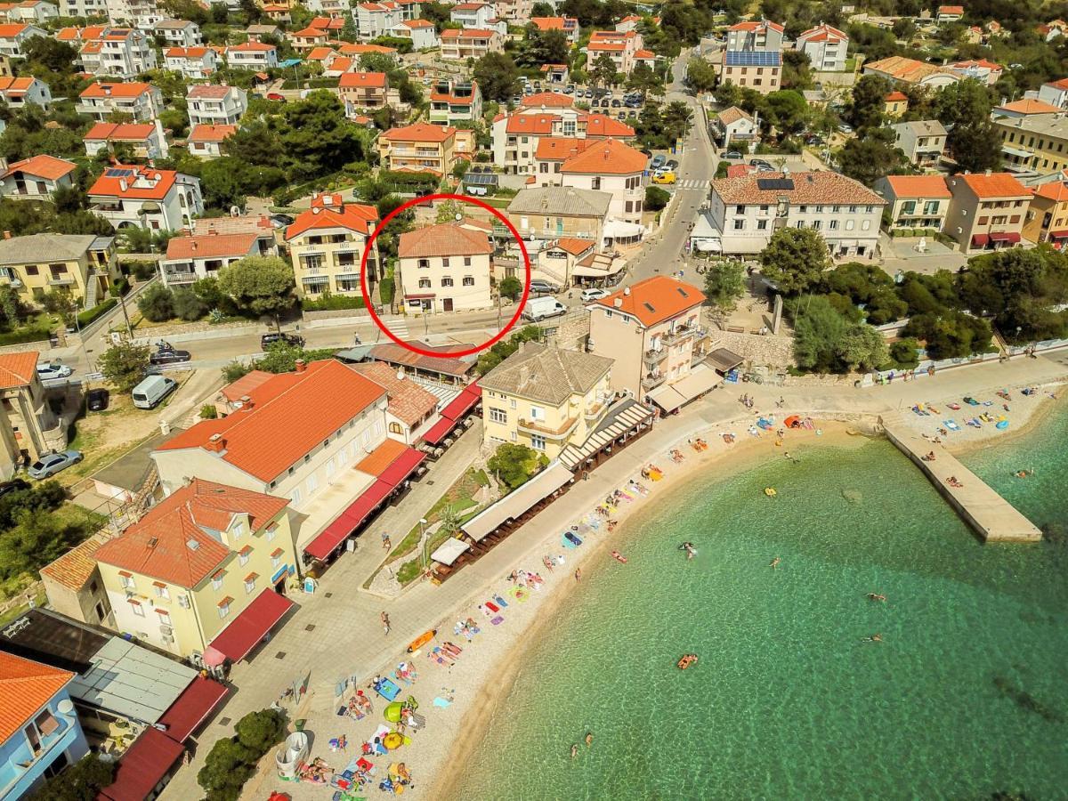 Apartment Sanja With Sea View